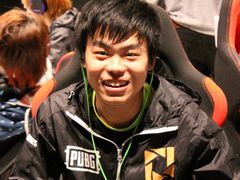 「PUBG JAPAN SERIES」,Grade1で活躍し続ける3チームの1つV3 FOXのManju選手インタビュー