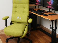 ソファのような座り心地を謳うゲーマー向けチェアがBauhutteから