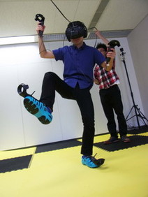 画像集 No.002のサムネイル画像 / 怪獣になって大暴れできるVRコンテンツ「特撮体感VR 大怪獣カプドン」が9月16日からプラサカプコン吉祥寺店で稼動