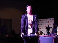海外勢との交流が何よりの喜び――ARCREVO WORLD TOUR決勝大会「GUILTY GEAR Xrd Rev 2」部門優勝,おみと選手インタビュー