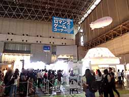 画像集 No.001のサムネイル画像 / ［TGS 2017］なぜ今“挙式”なのか？　ロマンスゲームコーナーの名物ブースを生み出したボルテージ代表取締役・津谷氏と副会長・東氏にその狙いを聞いた