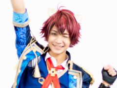辻 諒さんの撮り下ろしキャラビジュアル満載。舞台「アニドルカラーズ」の意気込みを聞いた独占インタビューも