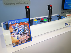タニタ,PS4用「ツインスティック」の試作機をCES 2019で公開。製品版に向けてボタン配置はなお検討中