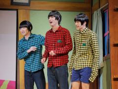 松野家,崩壊の危機――? 6つ子たちが本領発揮した喜劇「おそ松さん」ゲネプロ公演をレポート