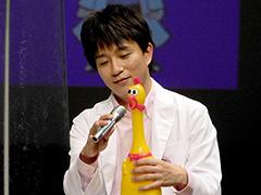 1周年を記念してケーキ入刀! 「第1回 胸キュンラボカンファレンス〜このキュンは現場じゃないと見せられないSP〜」第1部をレポート