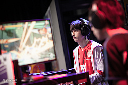 画像集 No.100のサムネイル画像 / 決勝大会への切符を懸けた最後のポイント大会「Red Bull DRAGON BALL FighterZ WORLD TOUR Japan」フォトレポート