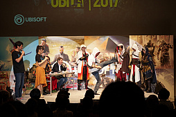画像集 No.011のサムネイル画像 / 「UBIDAY2017」をレポート。タチャンカの等身大電動フィギュアが手を振り，コスプレコンテストが行われ，新規タイトルが発表された