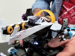 フィギュアの宇宙船とゲーム内の自機が連動する「Starlink: Battle for Atlas」のプレイムービーを掲載