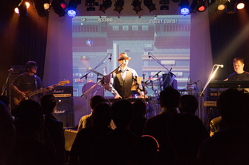 画像集#017のサムネイル/「雷電」や「ソニックウイングス」「アカとブルー」などの楽曲がアツく演じられた「ゲームとテクノがスキ!」をレポート。真尾まおも登場!?