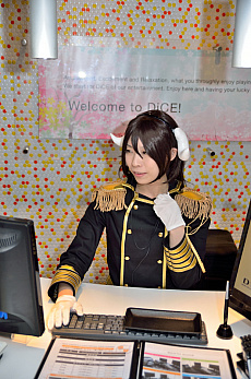画像集 No.021のサムネイル画像 / いざ！ 横須賀鎮守府へ。「WoWS×アズレン」コラボイベント「三笠大先輩の横須賀散策」スタンプラリーをレポート