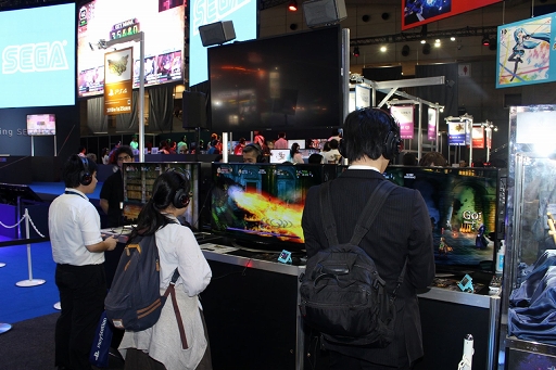 画像集 No.012のサムネイル画像 / ［TGS 2017］「ドラゴンズクラウン・プロ」「十三機兵防衛圏」スペシャルステージをレポート。古川未鈴さんと磯村知美さんが両作品をチェックした