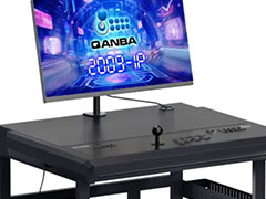 Qanbaからアケコン内蔵デスクが登場。接続先のスイッチャーや連射機能も搭載し,今ならセール価格で698ドルから