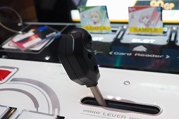 画像集 No.003のサムネイル画像 / ［JAEPO2018］「オンゲキ」直撮りムービー＆プレイレポート。キャラクターをレバーで操作して遊ぶ新感覚の音楽ゲーム