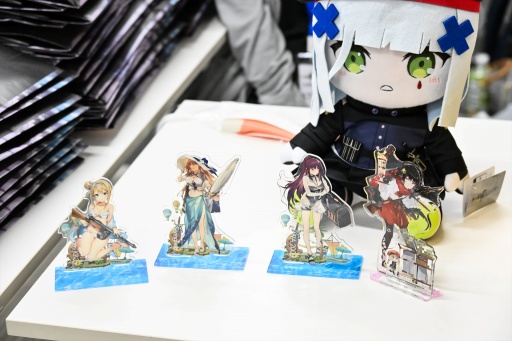 画像集 No.016のサムネイル画像 / 「ドールズフロントライン」5周年感謝祭を秋葉原ラジオ会館で開催。まさかのサプライズ，サンボーン代表の羽中氏の登場に会場騒然