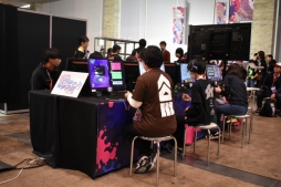 画像集 No.006のサムネイル画像 / 任天堂のゲーム大会イベント「Nintendo Live 2018」が本日開幕。当日参加が可能な対戦企画や新作体験会などのイベント情報を現地からお届け