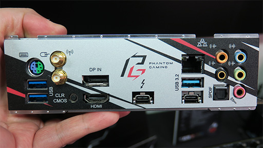  No.005Υͥ / ǯASRockThunderbolt 3䤷 Thunderbolt 3бX570ޥܡɤRX 570ܤγդեåɤϪ