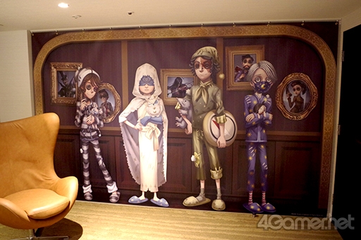 画像集#009のサムネイル/「Identity V」コラボルームを紹介。東京・池袋の高層ホテルに,リッチな客室に描き下ろしイラストが調和したハンター・サバイバールームが登場