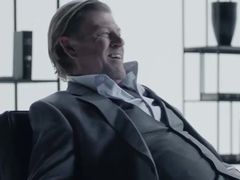 「ヒットマン2」,発売後の最初のエルーシブ・ターゲット「不死身の男」に俳優のショーン・ビーンさんが出演。実写版トレイラーが公開