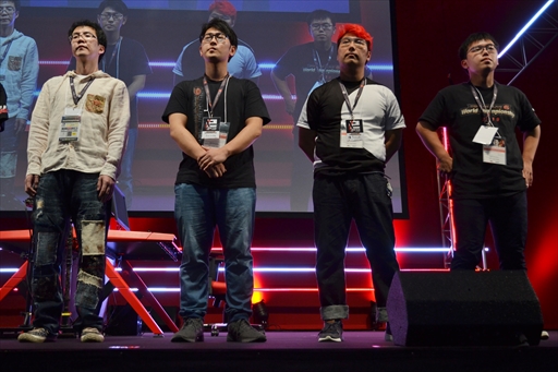 画像集 No.004のサムネイル画像 / 「DEAD OR ALIVE 6 Fatal Match in Japan」フォトレポート。オンラインで研鑽を積んだニューヒーロー，シマズ選手が優勝を飾る
