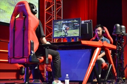 画像集 No.009のサムネイル画像 / 「DEAD OR ALIVE 6 Fatal Match in Japan」フォトレポート。オンラインで研鑽を積んだニューヒーロー，シマズ選手が優勝を飾る