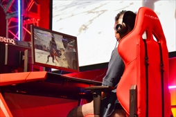 画像集 No.011のサムネイル画像 / 「DEAD OR ALIVE 6 Fatal Match in Japan」フォトレポート。オンラインで研鑽を積んだニューヒーロー，シマズ選手が優勝を飾る