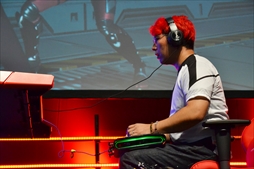 画像集 No.024のサムネイル画像 / 「DEAD OR ALIVE 6 Fatal Match in Japan」フォトレポート。オンラインで研鑽を積んだニューヒーロー，シマズ選手が優勝を飾る