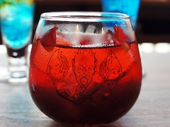 カプコンカフェ「デビル メイ クライ」シリーズコラボの試食会レポート。ダンテをはじめとしたキャラクターたちをイメージしたメニューを楽しめる