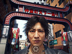 「JUDGE EYES:死神の遺言」の新情報第9弾が公開。今回は探偵事務所でできるさまざまなことや,スマホの機能を使った遊びにフィーチャー
