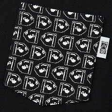画像集 No.026のサムネイル画像 / ユニクロが「スーパーマリオ」デザインTシャツを4月1日に発売。心斎橋店のLED外壁も「スーパーマリオ」仕様に