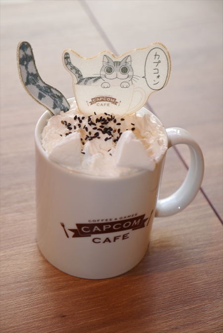 画像集 No.068のサムネイル画像 / カプコンカフェ「逆転裁判」シリーズ＆アニメ「夜は猫といっしょ」コラボが本日スタート。メディア向け試食会の様子をお届け