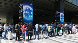画像集 No.002のサムネイル画像 / Intelがベルサール秋葉原でPCゲームイベントを開催。最新CPU購入で「R6S」や1000円分のWebMoneyがもらえるキャンペーンもスタート