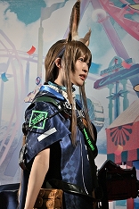 画像集 No.002のサムネイル画像 / 「アークナイツ 4th Anniversary Fes.『For You』」イベントレポート。会場には巨大なマドロックの巨像や異格オペレーターのスタンディパネルも