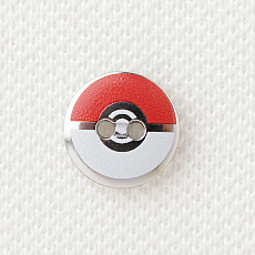 画像集#014のサムネイル/「ポケモンシャツ」のポロシャツがリニューアル。刺繍に21種のポケモンを追加し特製のモンスターボールボタンも