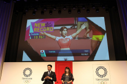 画像集 No.013のサムネイル画像 / 吉田沙保里さんが里見治紀会長と名勝負を展開!?「東京2020オリンピック The Official Video Game」CM発表会レポート