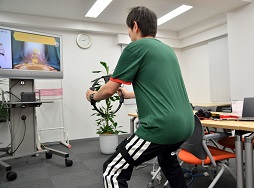 画像集 No.055のサムネイル画像 / Switchで理想のカラダづくり。ゲームを楽しみながら無理なく運動できる「リングフィット アドベンチャー」先行体験レポート