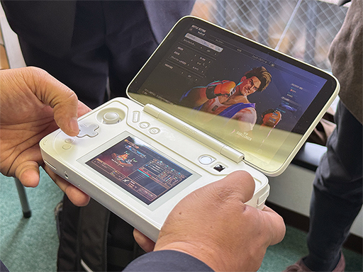 画像集 No.010のサムネイル画像 / Nintendo DS風の2画面モデルもある携帯型ゲームPC「AYANEO Flip」シリーズの国内予約がスタート