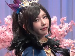 えなこさんがコスプレ姿を披露。「三國志 真戦」×「真・三國無双8 Empires」コラボ第3弾で登場する「無双星彩」「無双甄姫」の情報を公開