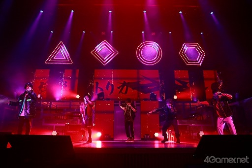 画像集#020のサムネイル/4チーム12人が集結した「パラライ」初のリアルライブイベント。熱いラップバトル&新展開の発表にオーディエンスも歓喜
