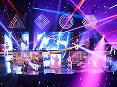 4チーム12人が集結した「パラライ」初のリアルライブイベント。熱いラップバトル&新展開の発表にオーディエンスも歓喜