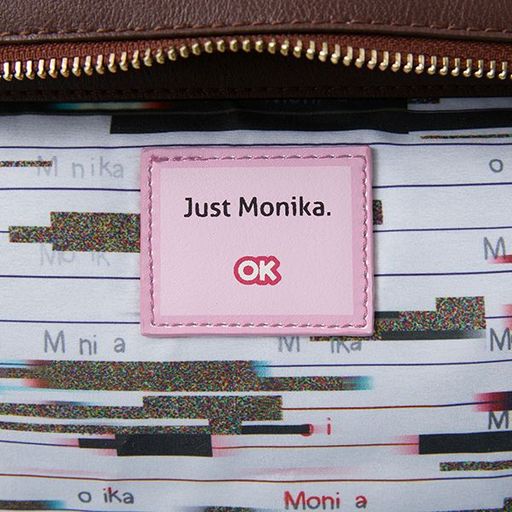 画像集 No.003のサムネイル画像 / “Just Monika.”のタグが内装に。「ドキドキ文芸部!」の腕時計やトートバッグ,長財布が成約型受注商品として登場