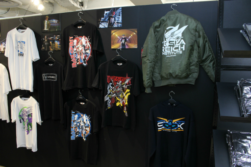 画像集#013のサムネイル/「スーパーロボット大戦OG展」が本日より開催。シリーズで活躍したオリジナルキャラクターたちの設定資料やイラストなどが一堂に会する