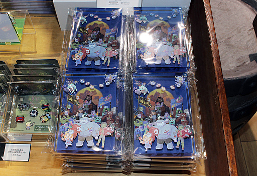 画像集 No.009のサムネイル画像 / 「メグとばけもの」POP UP SHOP内覧会レポート。池袋PARCO本館に“魔界のお祭り会場”が! イベント用の描き下ろしイラストのグッズも多数