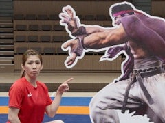 「スト6」,吉田沙保里さんが出演する映像のメイキングを公開。吉田さんサイン入り“リュウのほぼ等身大パネル”が当たるキャンペーンも