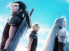 「クライシス コア -ファイナルファンタジーVII- リユニオン」本日発売。実物大バスターソード抱き枕が当たるTwitterキャンペーンがスタート