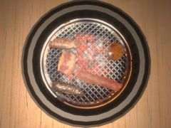 無料で焼肉し放題。基本プレイ無料のスマホ版「焼肉シミュレーター」,イイニクの日である本日配信開始