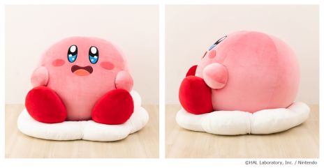 画像集 No.005のサムネイル画像 / 幅60cm超えのもちもちふわふわ。「カービィのグルメフェス」のカービィを再現した特大ぬいぐるみを2024年6月に発売