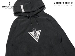 「ARMORED CORE VI」ハンドラー・ウォルターをモチーフにしたパーカーが登場。胸に“猟犬のリードを握る右腕”のエンブレムをプリント