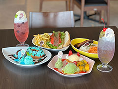 “薄桜鬼”特別展を見て,“カラマリ”仕様のアトラクションで遊んで,コラボメニューを食べて♪ 「オトメイト in JOYPOLIS」レポート