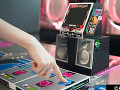 「DanceDanceRevolution Classic Mini」,9月27日に一般販売開始。初代筐体を約5分の1サイズで再現し,初代〜3rdMIXを楽しめる