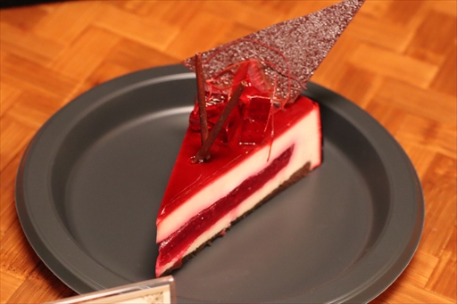 画像ギャラリー No.010のサムネイル画像 / USJ×「モンスターハンターワイルズ」コラボが期間限定で開催中。獣人族モリバーのアジトをモチーフにしたコラボレストランと,ARスタンプラリーを体験してきた